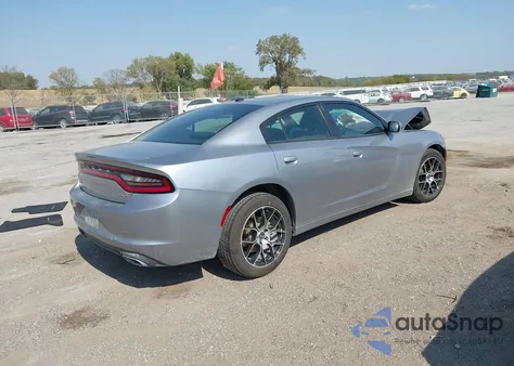 2017 Dodge Charger Sxt z USA, uszkodzony, nr VIN 2C3CDXJG4HH621114